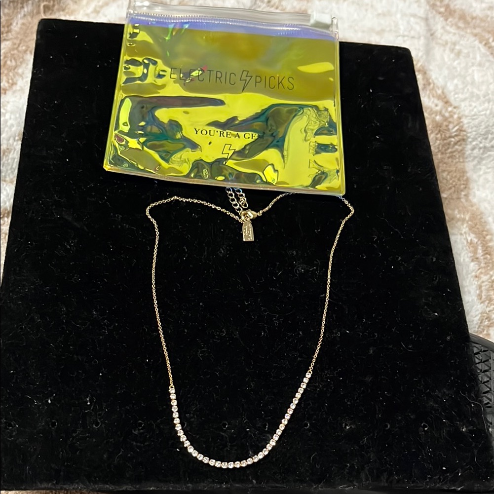Electric Picks Family Gold Necklace Elegant Chain Jewelry